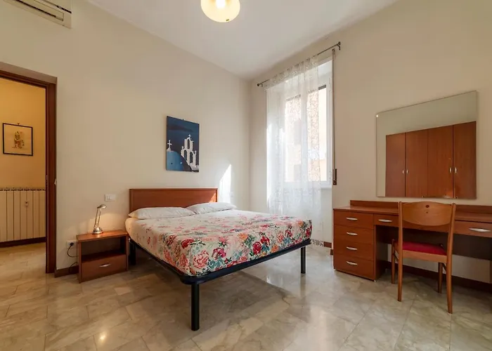Guesthost - Piazza Re Di Apartamento Roma