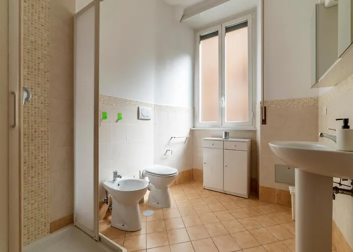 Guesthost - Piazza Re Di Apartamento *
