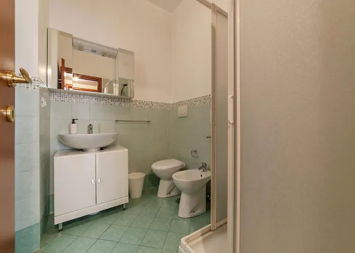 Guesthost - Piazza Re Di Apartamento