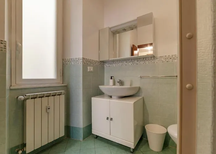 Guesthost - Piazza Re Di Apartamento