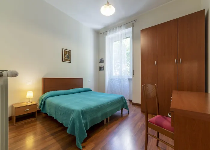 Guesthost - Piazza Re Di Apartamento Roma