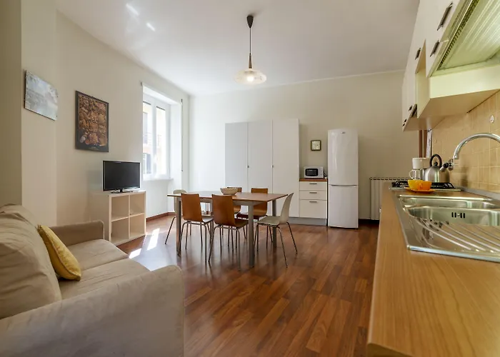 Apartamento Guesthost - Piazza Re Di